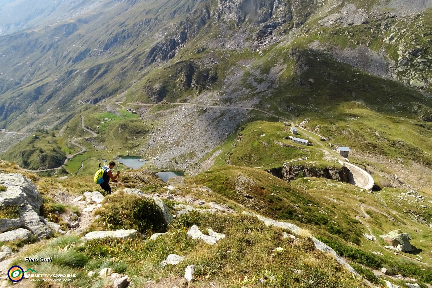 90 Ci abbassiamo alla diga del Lago del Diavolo.JPG